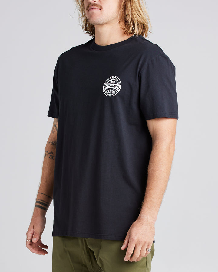 HUEYS GLOBAL | SS TEE - BLACK