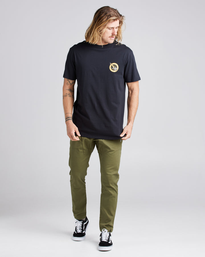 CAPTAIN COOKED | SS TEE - BLACK