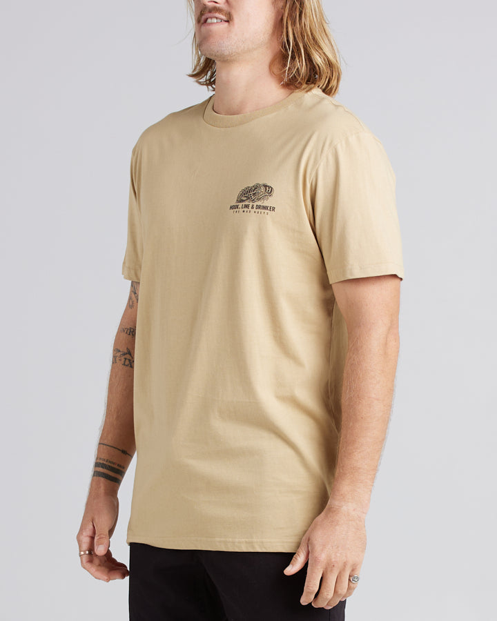 HOOK LINE | SS TEE - TAN