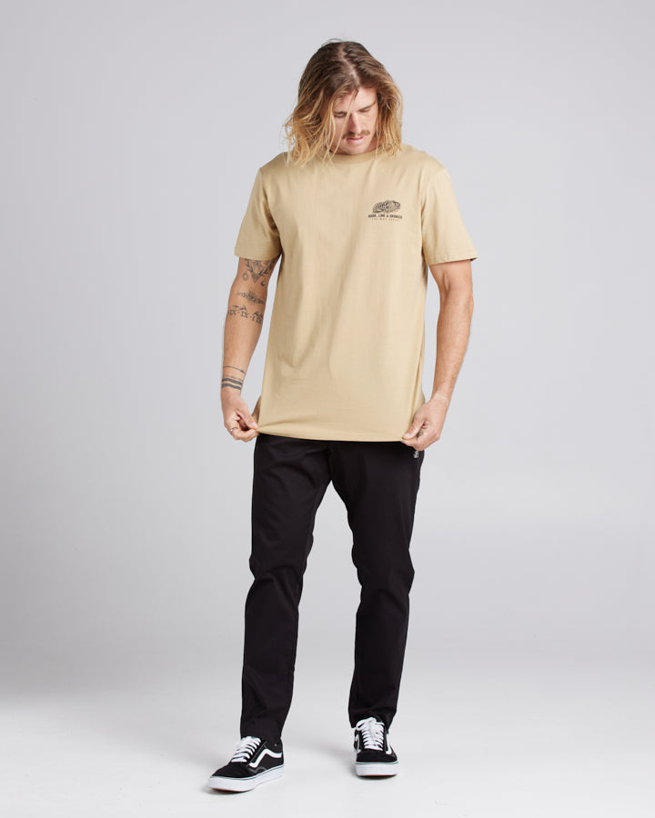 HOOK LINE | SS TEE - TAN