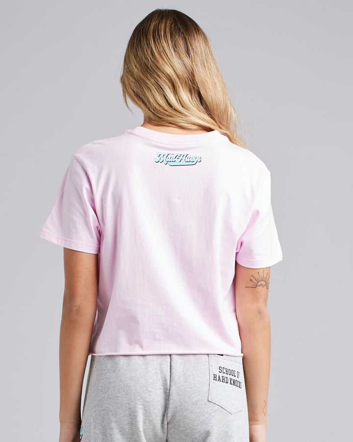 SCHOOL OF HARD KNOCKS | WOMENS CROPPED TEE - PALE PINK