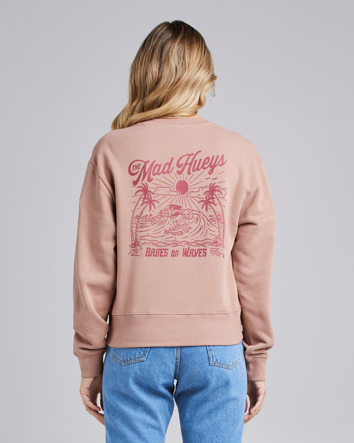 BABES ON WAVES | WOMENS CREW - FAWN