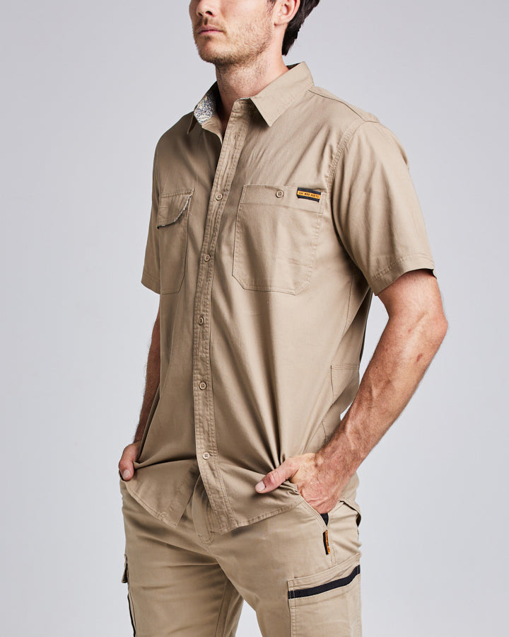 SHORT SLEEVE COLLARED | WORK SHIRT - TAN